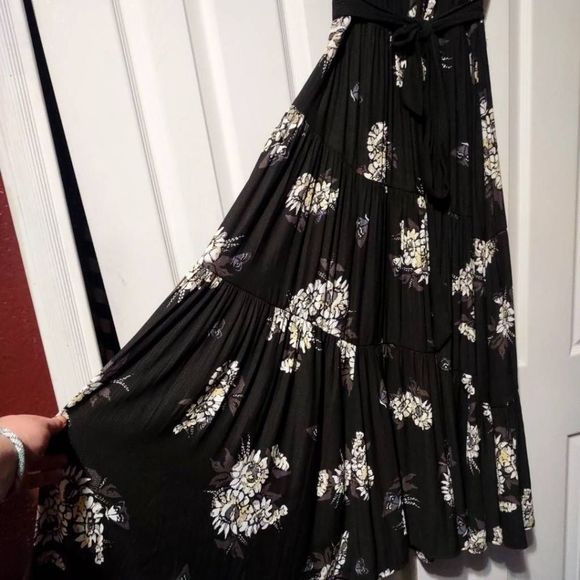 Free People All I Got Floral Tie Maxi Dress. Size 4 - Picture 6 of 9